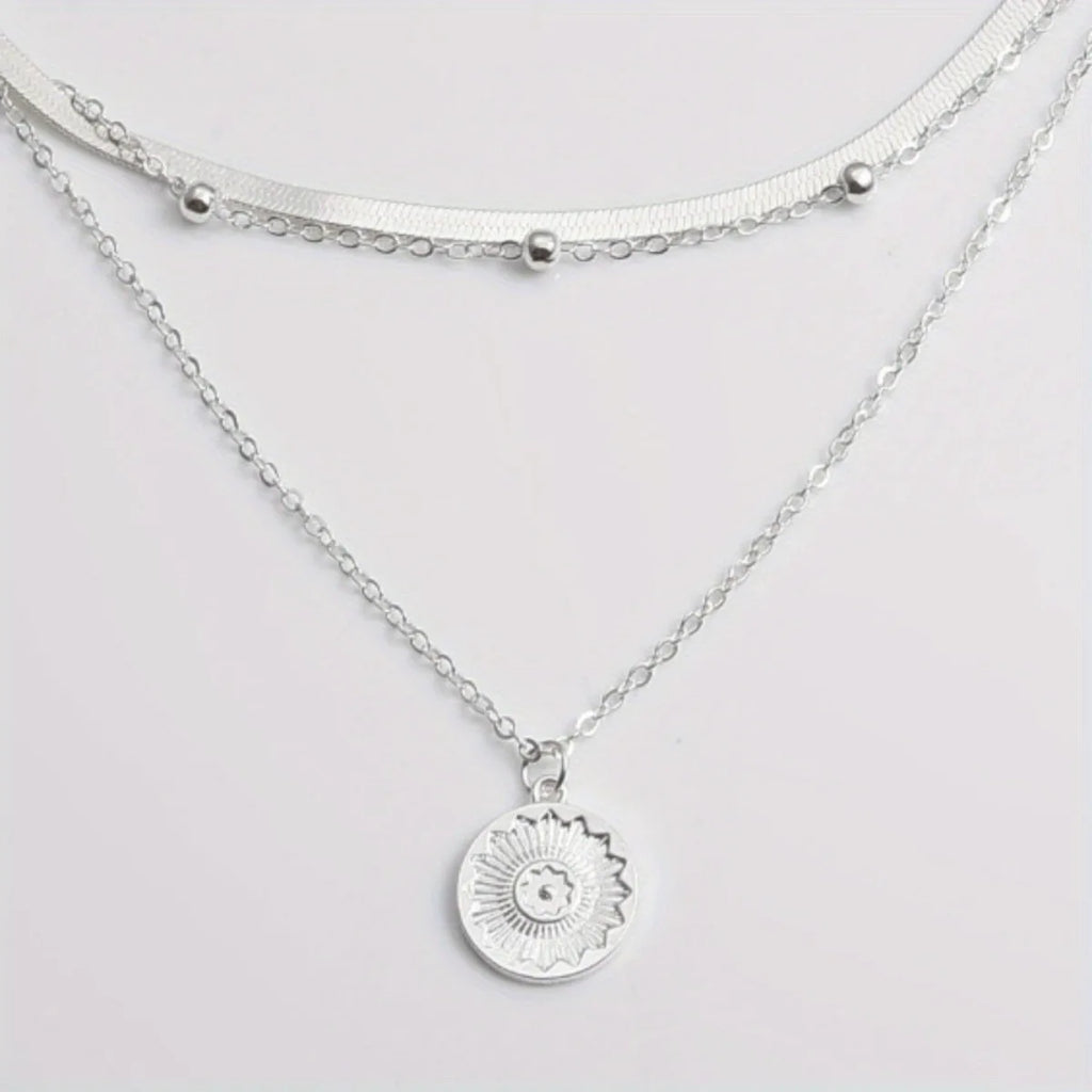 Elegant Layered Circle Pendant Necklace – Gold & Silver
