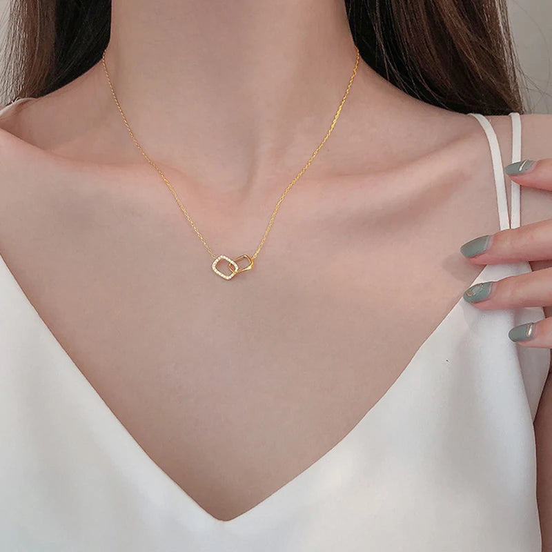 Elegant Interlocking Necklace – Rectangle & Round Designs