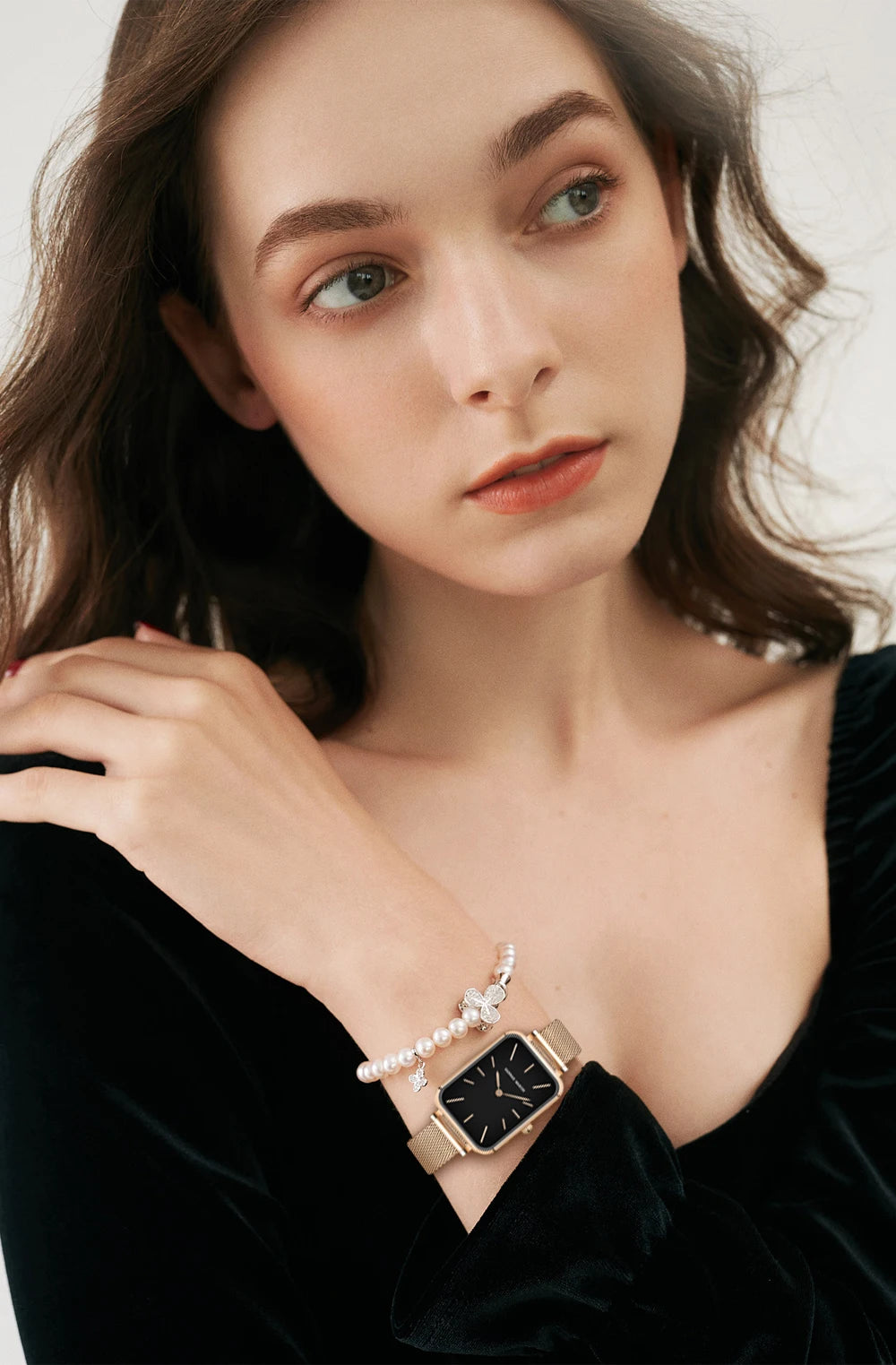Elegant Square Dial Mesh Strap Watch – Multiple Colours
