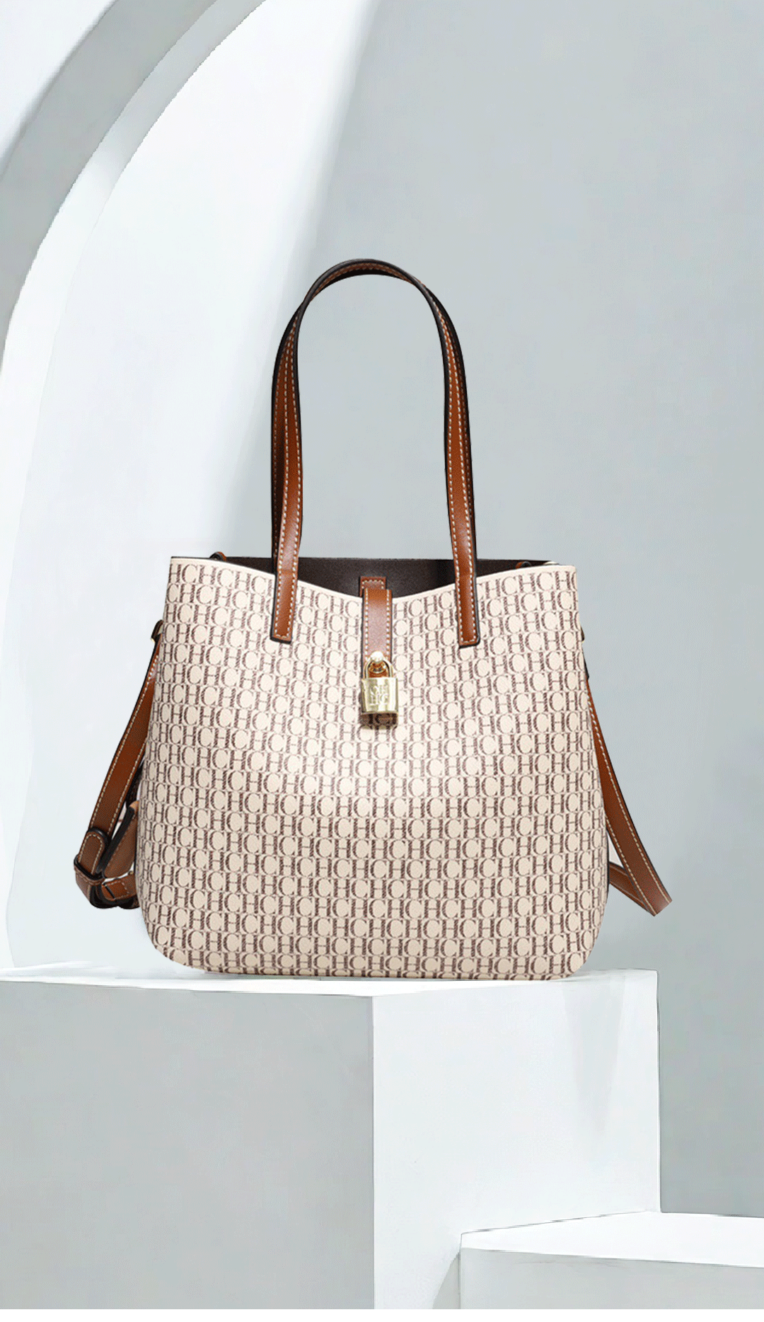 Sophisticated Tote Bag – Modern Minimalist Style