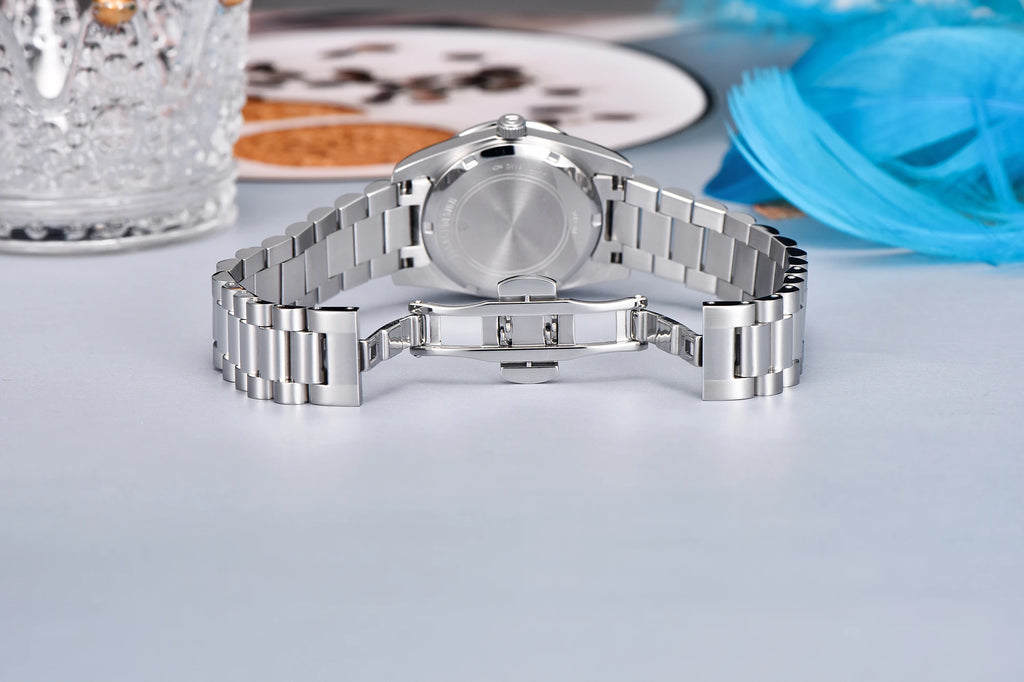 Sapphire Crystal Roman Dial Fashion Watch