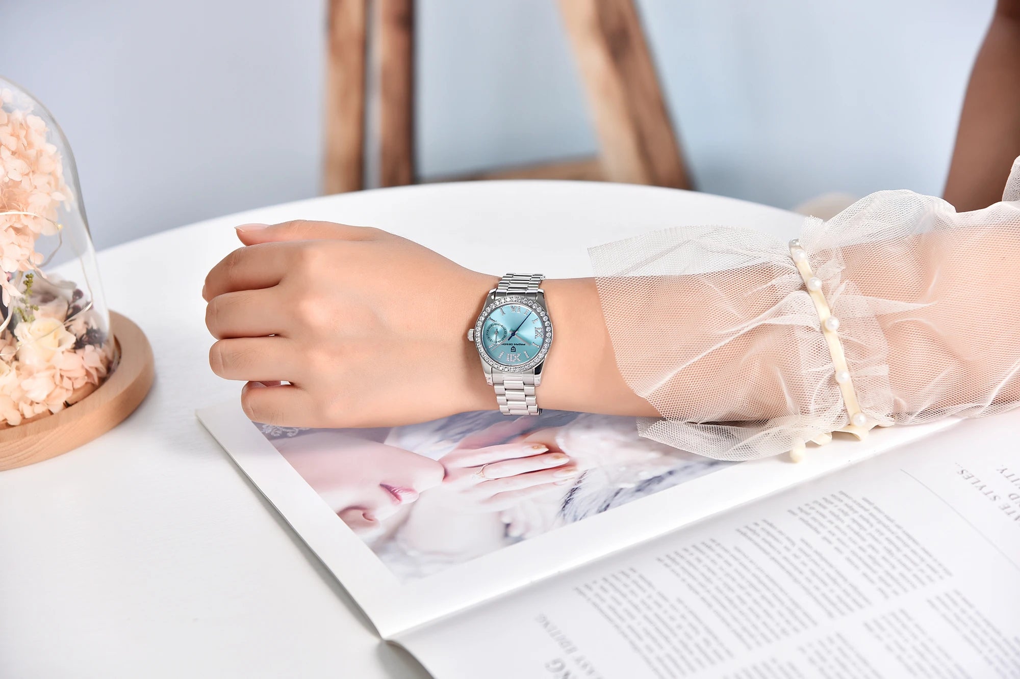 Sapphire Crystal Roman Dial Fashion Watch
