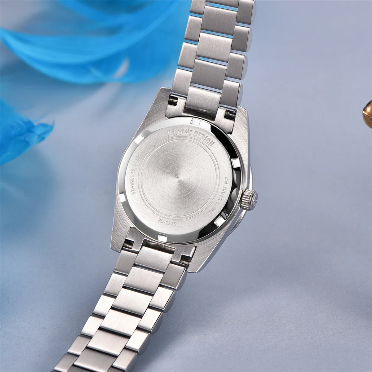 Sapphire Crystal Roman Dial Fashion Watch