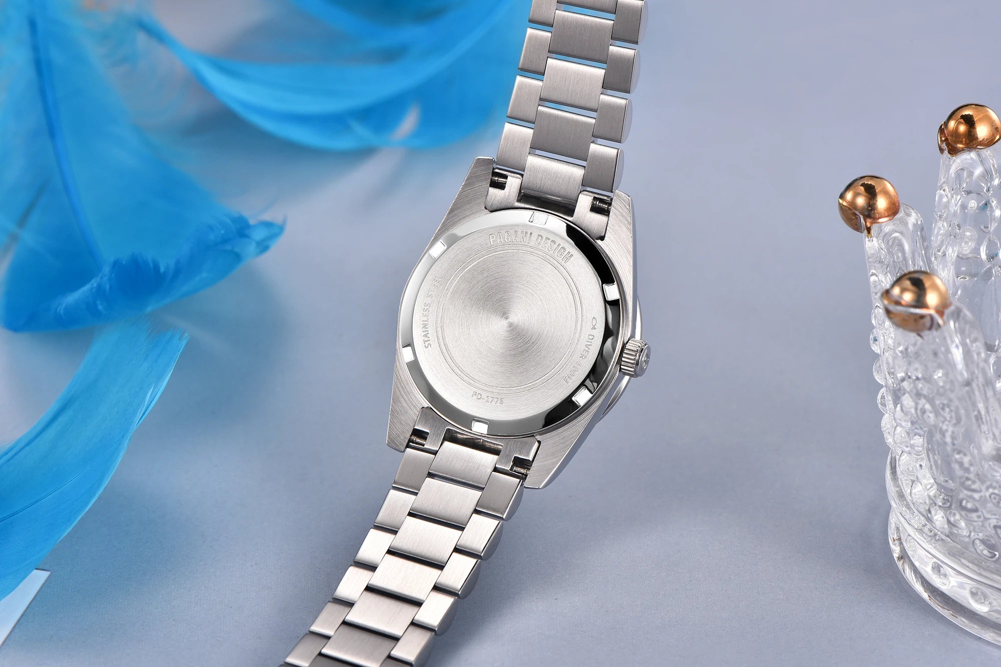 Sapphire Crystal Roman Dial Fashion Watch
